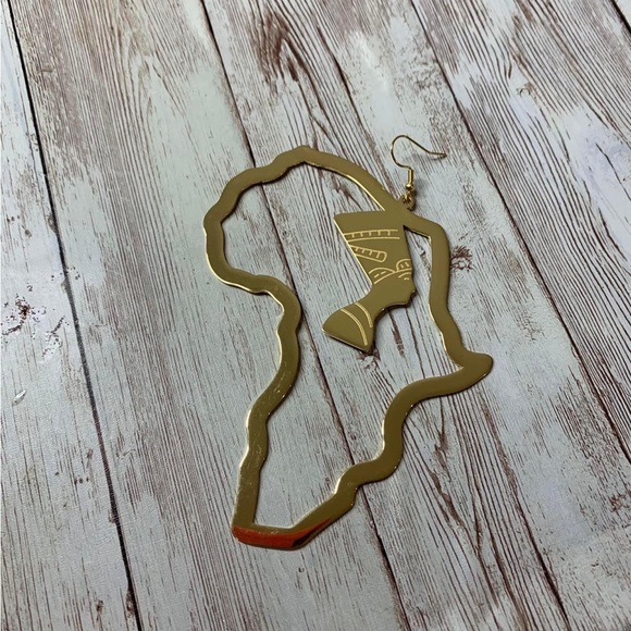 Stainless steal African map large earrings! - Picture 2 of 4